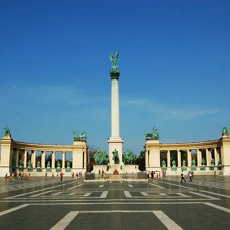 Art Orangehouse Budapeszt